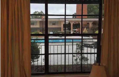 Downtown Apartment | *Downtown Durham* Poolside Condo Next to Duke