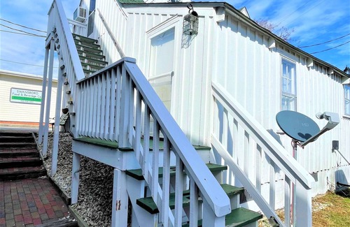 Swansboro Apartment | Downtown efficiency apartment, perfect for two