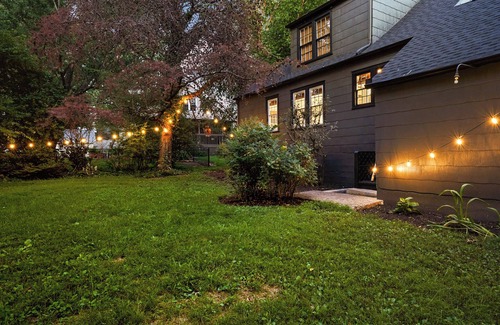 Greeneville House | Downtown Forest