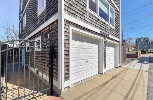 Yachting Village House | Downtown Gem with Harbor view