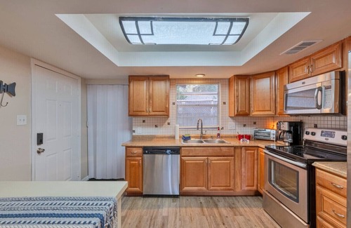 Gulfport Apartment | Downtown Gulfport Cooled Pool