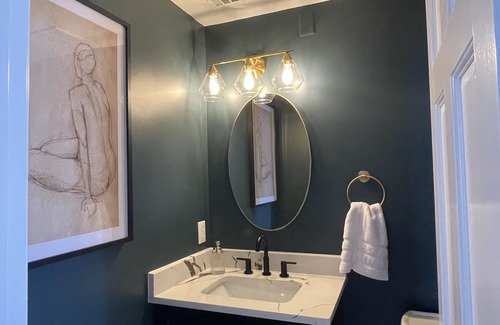 High Point Condo | Downtown High Point condo with Stunning Views!