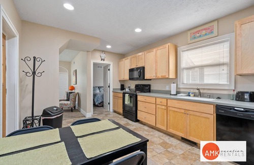 Holland House | Downtown Holland Charmer