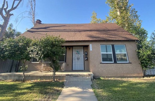 Riviera - Westchester House | Downtown Home 3BR Great for Families & Travel Work