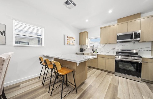 Rampart Village House | Downtown LA Stylish Bedrooms