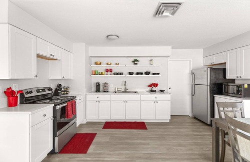 Downtown Las Vegas Apartment | Downtown Las Vegas 7BR 4BA 11 Bed 3000 sf + Outdoor Space Fremont St Arts Dist