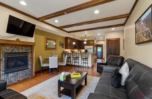 Historic Downtown Durango Condo | Downtown Location, Luxury Condo, Couples Retreat!