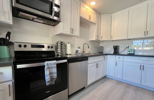Loomis House | Downtown Loomis Modern Farmhouse 3