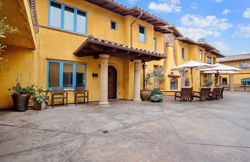 Downtown Condo | Downtown Luxury Condo