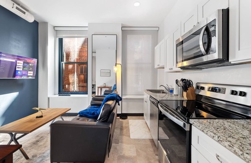 Downtown Pittsburgh Apartment | Downtown Luxury Haven: Close to Stadium Action!