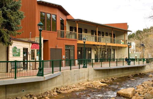 Estes Park Condo | Downtown Luxury Loft- Enjoy the Mountains in the Heart of Downtown Estes Park