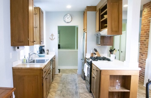 Harbor Springs House | Downtown Main St with Guest House