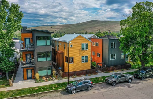 Heart of Missoula House | Downtown Missoula Low Key Luxury House