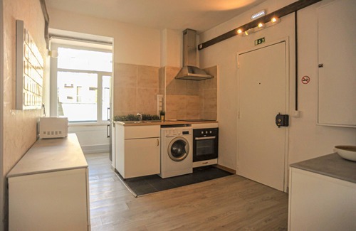 Santo Antonio Apartment | Downtown Modern Apartment near Marquês de Pombal