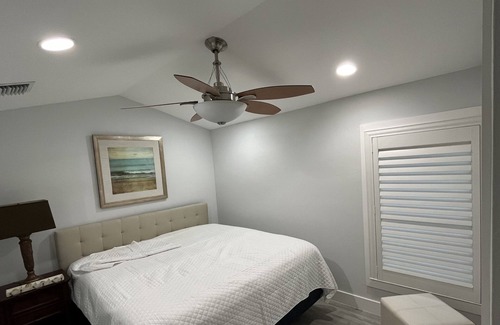 Lake Park House | Downtown NaplesLake Park,1 mile to the beach,backyard pool,hot tub,fire pit.