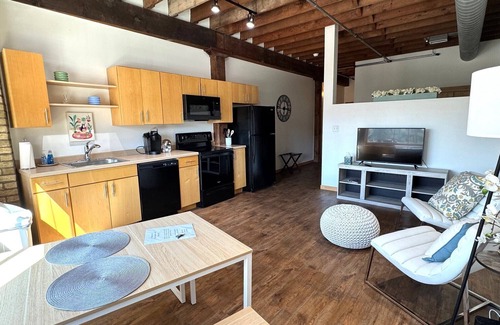 Fargo Apartment | Downtown- Off Broadway- 1 bedroom Suite 202 Pet Friendly!