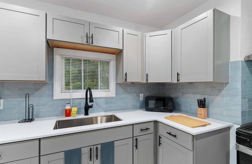 Lake Eola Heights House | Downtown Orlando 1BR Peaceful + Convenient
