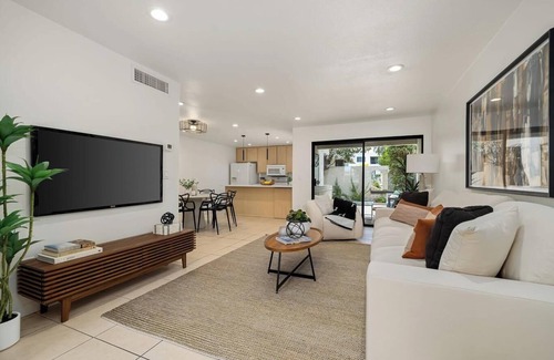 Palm Desert Condo | Downtown Palm Desert - Modern turnkey 3BR, sleeps 6, condo with AC and Pool