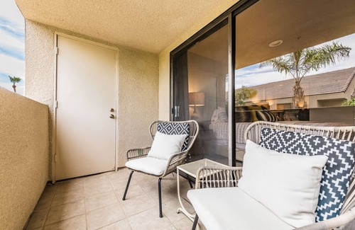 Downtown Palm Springs Condo | Downtown Palm Springs Luxury 1/1 Condo Pool/Spa/Tennis Courts