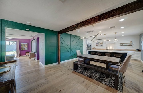 Encanto House | Downtown Paradise🏝 Heated Pool-Spa! #LOCATION🌇🌄