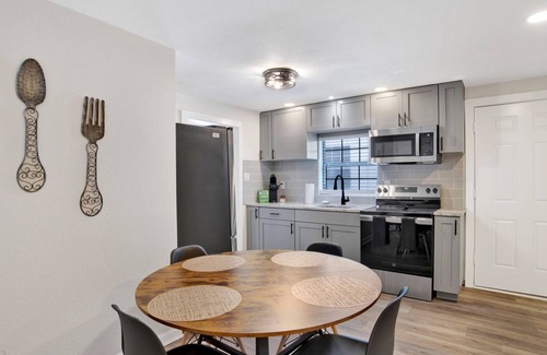 Old East Hill House | Downtown Pensacola-Alcaniz Cottage