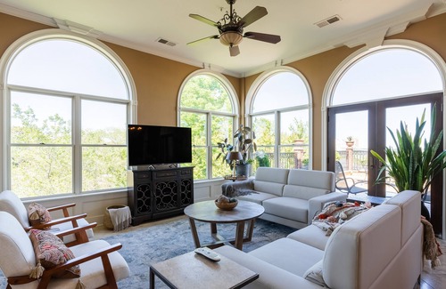 Westside North Condo | Downtown Penthouse with Spacious Veranda! 23