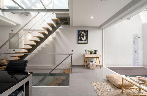 Se House | Downtown Pool House