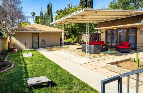 Downtown Riverside House | Downtown Riverside BOHO Retreat