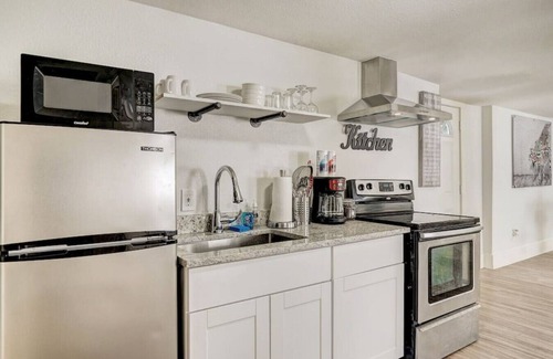 Round Rock House | Downtown Round Rock Getaway for Family or Group!