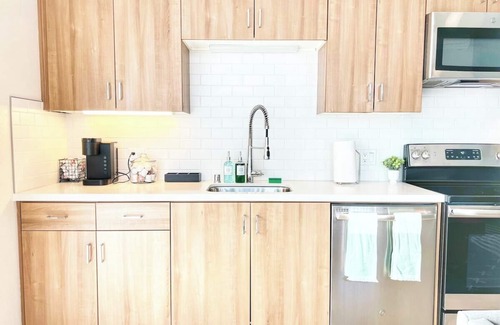 East Village Apartment | Downtown San Diego Getaway