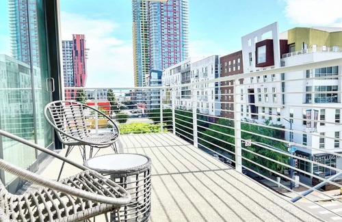 East Village Apartment | Downtown San Diego Getaway
