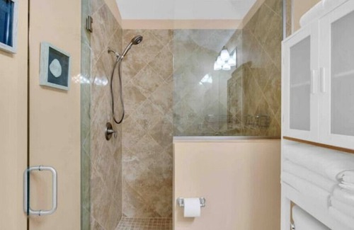 Gillespie Park House | Downtown Sarasota Guest House