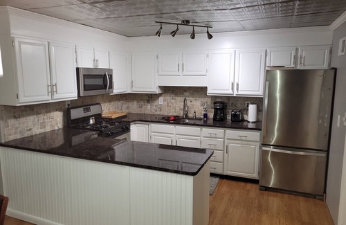 Saratoga Springs House | Downtown Saratoga, 5 BR, Heated Pool. See Description for Available dates.