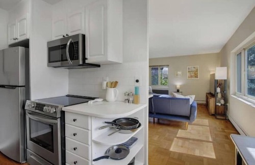 Downtown Seattle Apartment | Downtown Seattle Convention Center Condo w/Parking
