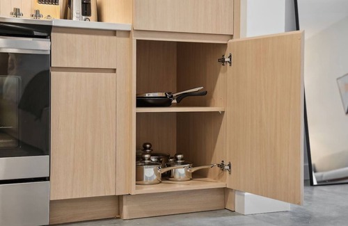 Rio Grande Hotel | Downtown SLC Stay | Full Kitchen | Walk to Salt Palace Convention Center