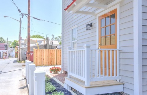 St. Michaels House | Downtown St. Michaels | Walk to Shops, Restaurants and Nightlife