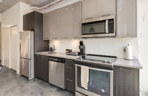 Victoria Park Condo | Downtown Studio Loft – Steps from Stampede Park