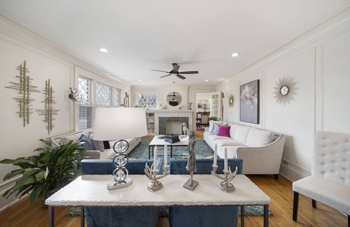 Tulsa House | Downtown Tulsa The 6 bedroom Abbey Manor, sleeps 16!