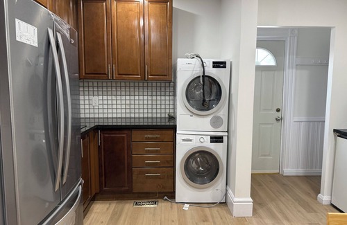 Guelph Apartment | Downtown/university of Guelph Residence room 3