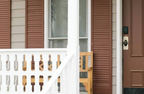Montgomery Apartment | Downtown Vibes | Cozy 1BR Pet-Friendly Stay