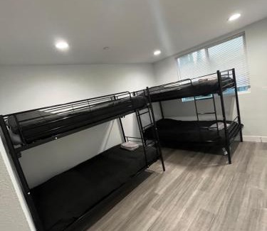 Downtown Los Angeles Hostel | DowntownLA Bottom Bunk