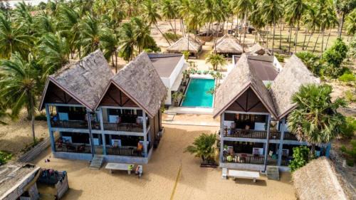 Kudawa Hotel | Downwinder Lagoon Lodge
