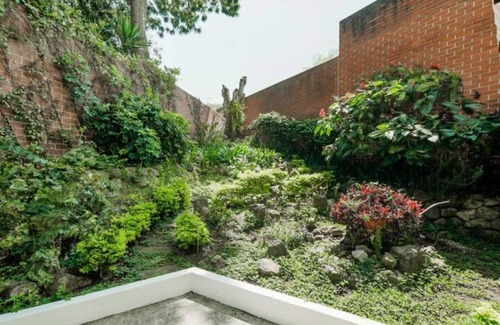 Zona 5 Apartment | DP1, Spacious & bright flat 4 mins to Cayalá