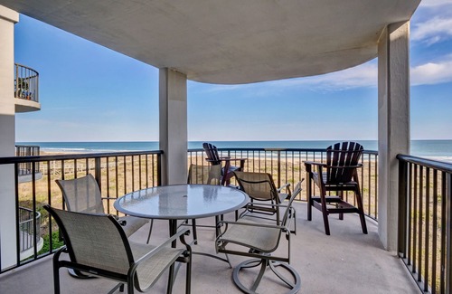 Shell Island Condo | DR 1309 – Getaway to this oceanfront condo with pool and direct beach access