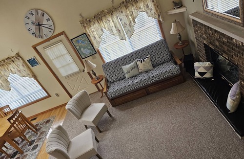Higgins Lake House | Dragonfly cottage 1/2 mile to Higgins Lake & 6 miles to snow/orv trail systems