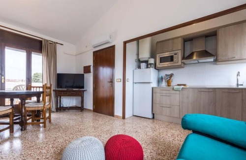 Clara Apartment | Drassanes III by Interhome