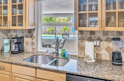 Boynton Beach House | Dream 3/2 Tropical Pool House East Boyton - Near The Beach And Atlantic Avenue