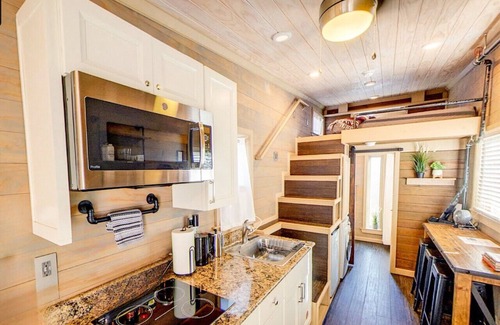 Cottonwood Apartment | Dream at Tiny Camp Cottonwood