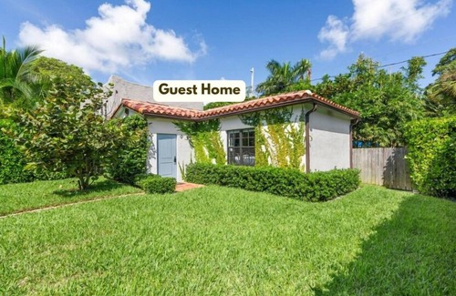 Old Northwood House | Dream Downtown Guest House