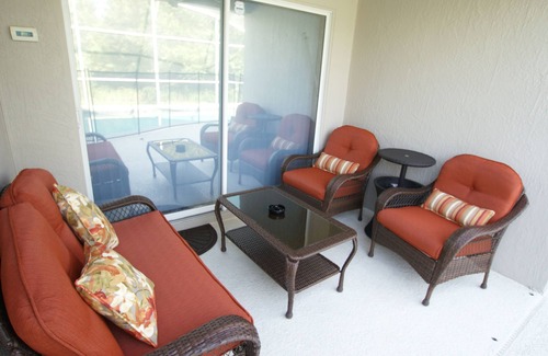 Clear Creek House | Dream Home with Pool Near Disney World! 4BR- 2BA Sleeps 8